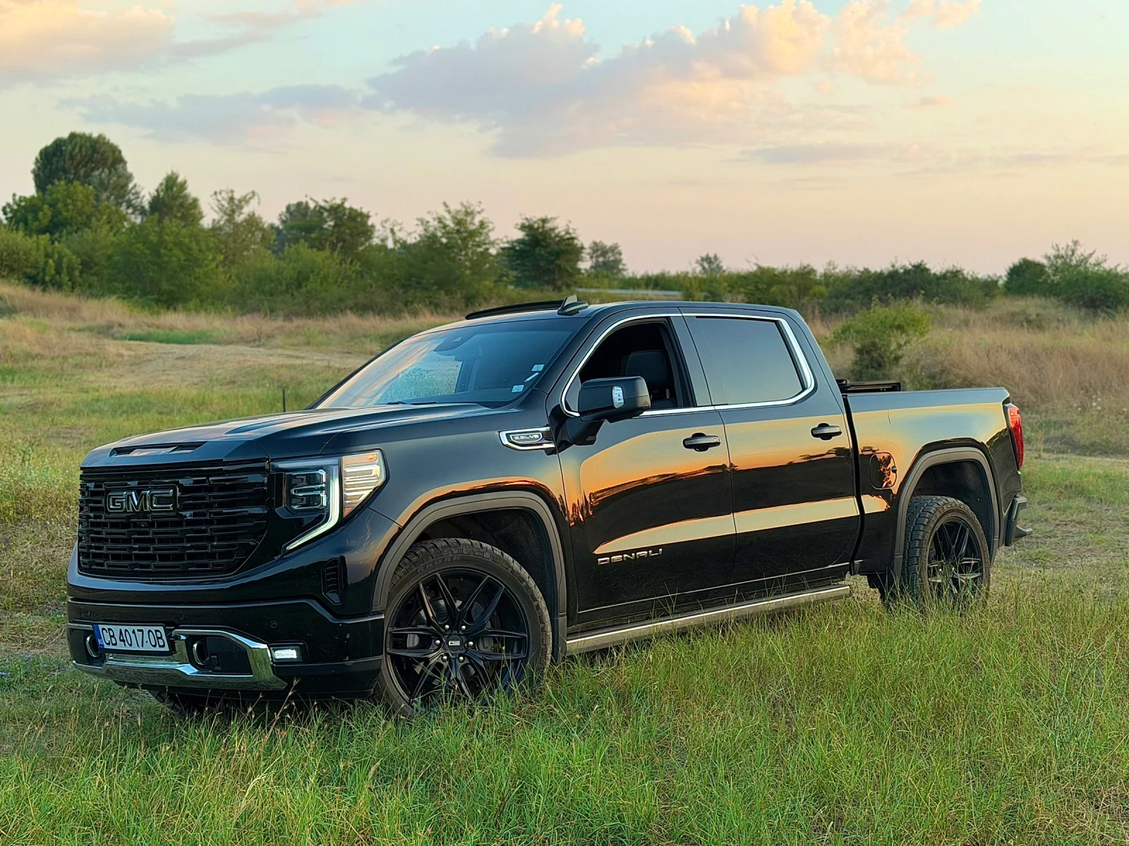 Gmc Sierra  Denali, снимка 7 - Автомобили и джипове - 56240695