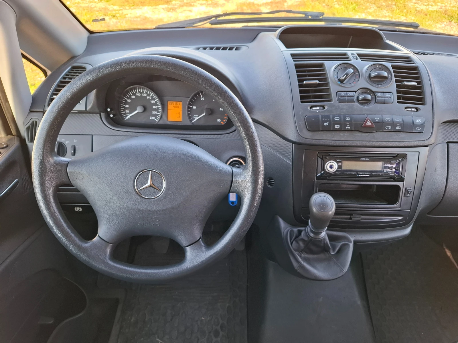 Mercedes-Benz Vito Германия EURO5 КЛИМАТИК - изображение 8