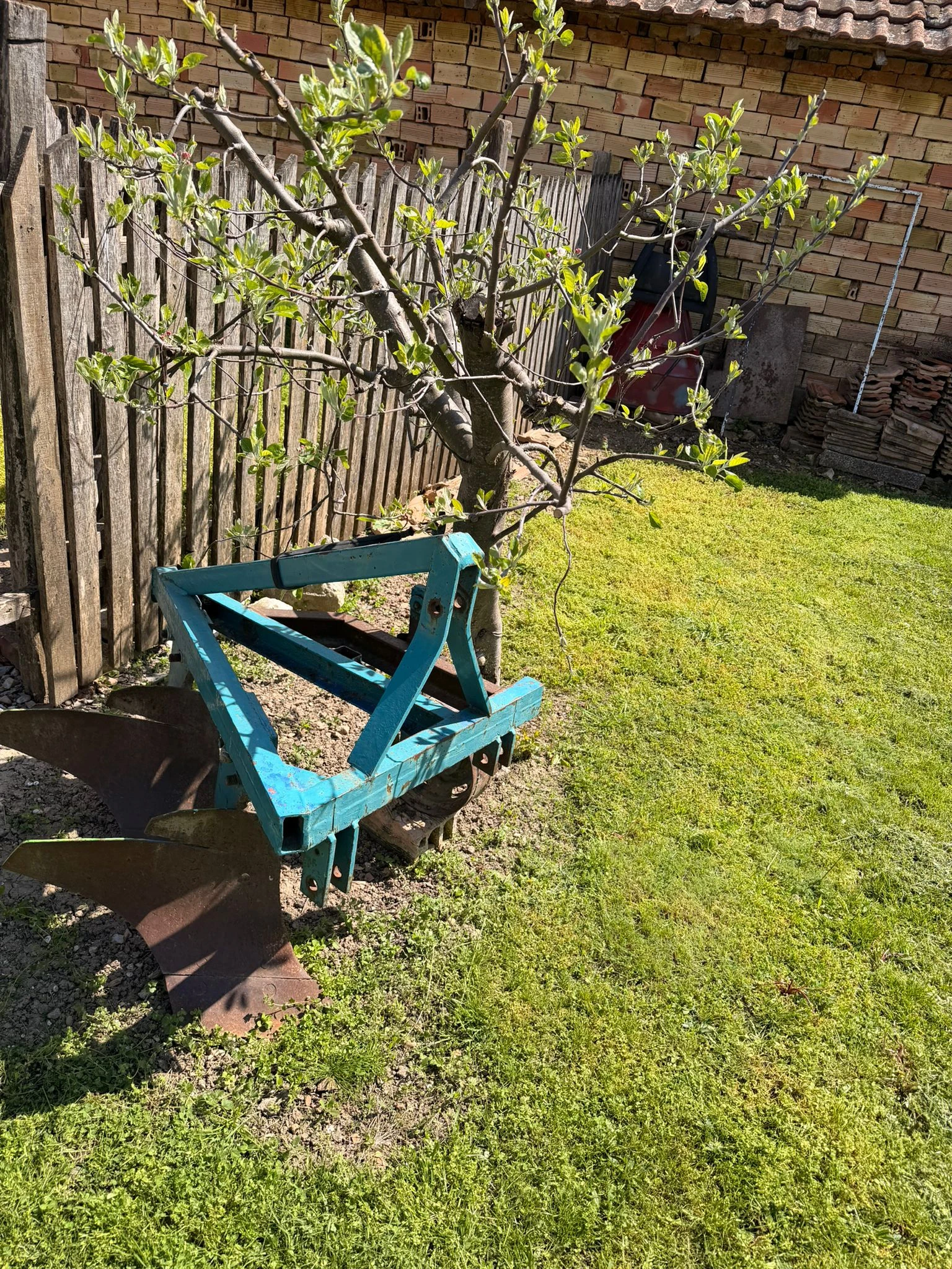 ������� Hinomoto E1804 | Mobile.bg � ����������� 4