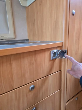 Кемпер Adria Coral S 660 SL/3.0d/SWISS/БАРТЕР!, снимка 12