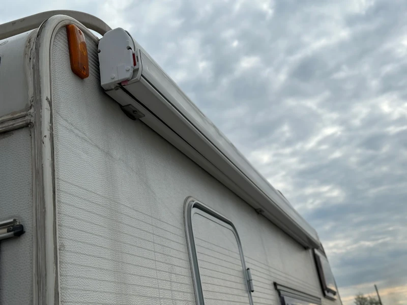 Кемпер Ford Transit/Elnagh 5.40, снимка 8 - Каравани и кемпери - 50015525