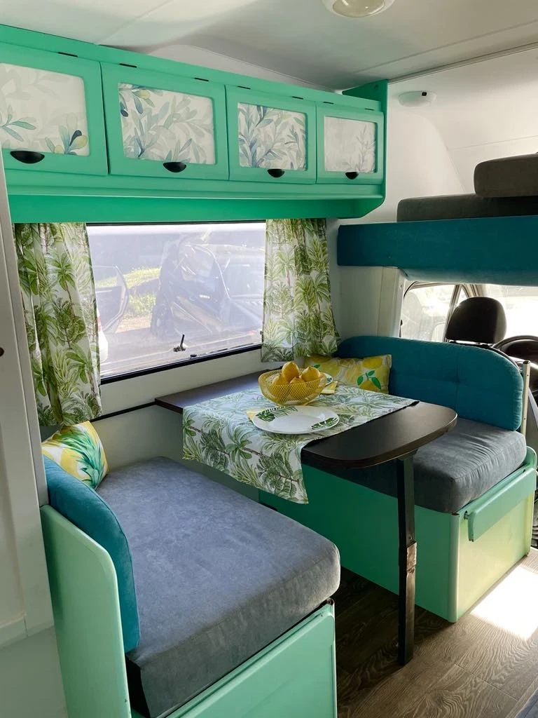 Кемпер Ford Transit/Elnagh 5.40, снимка 17 - Каравани и кемпери - 50015525