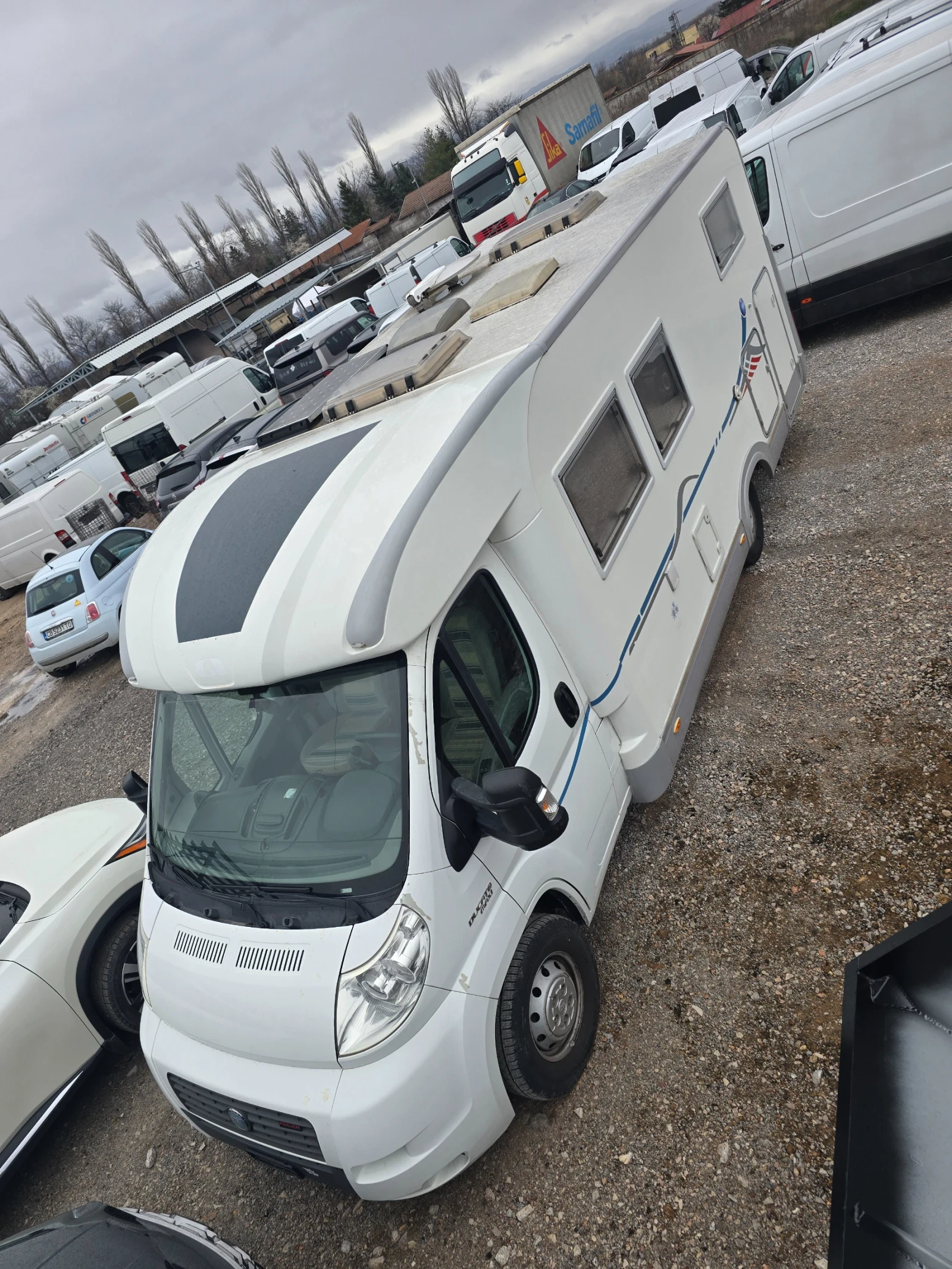 Кемпер Adria Coral S 660 SL/3.0d/SWISS/БАРТЕР!, снимка 14 - Каравани и кемпери - 53846891