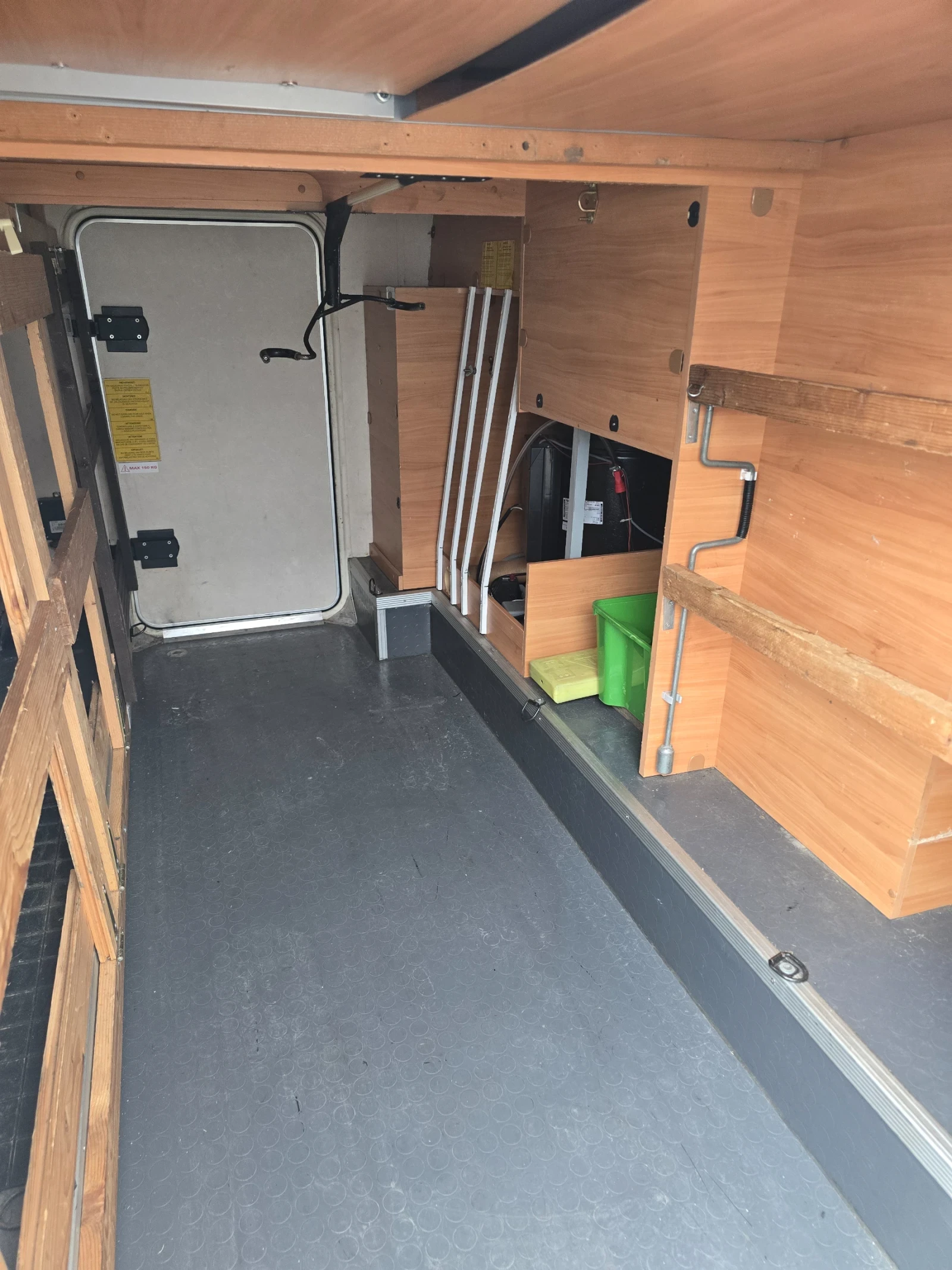 ������ Adria Coral S 660 SL/180�.�/SWISS/������! | Mobile.bg � ����������� 10