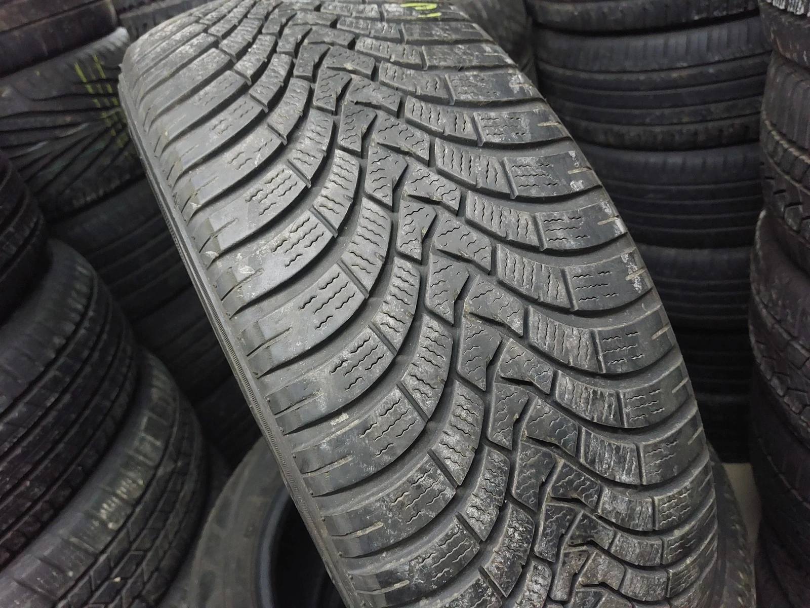 ���� 235/55R19 | Mobile.bg � ����������� 2