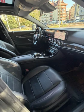 Mercedes-Benz E 220 AMG line, снимка 13