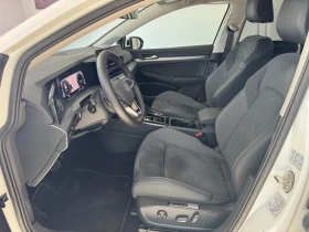 VW Golf Variant 8 Style 1.5 eTSI OPF DSG | Mobile.bg    5