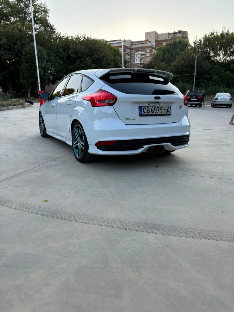 Ford Focus ST, снимка 5 - Автомобили и джипове - 46876574