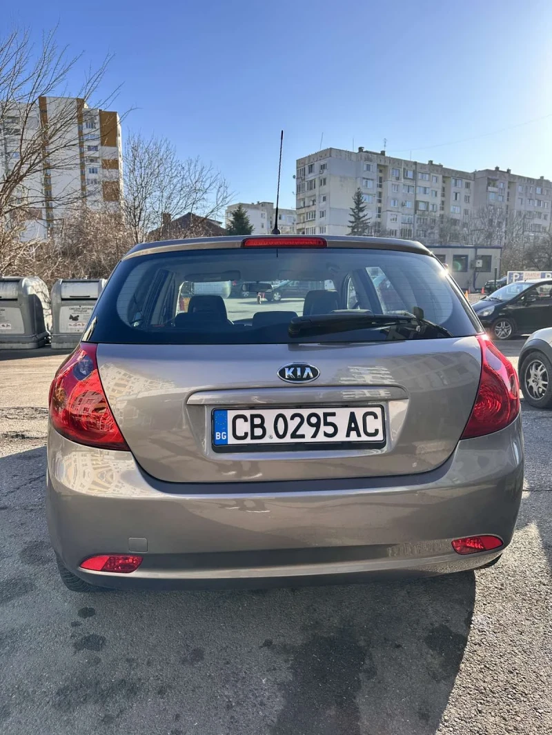 Kia Ceed 1.4, снимка 3 - Автомобили и джипове - 48620332