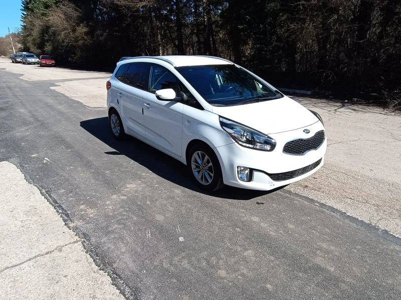 Kia Carens 1.7 CRDI EURO 6 , снимка 3 - Автомобили и джипове - 49562935