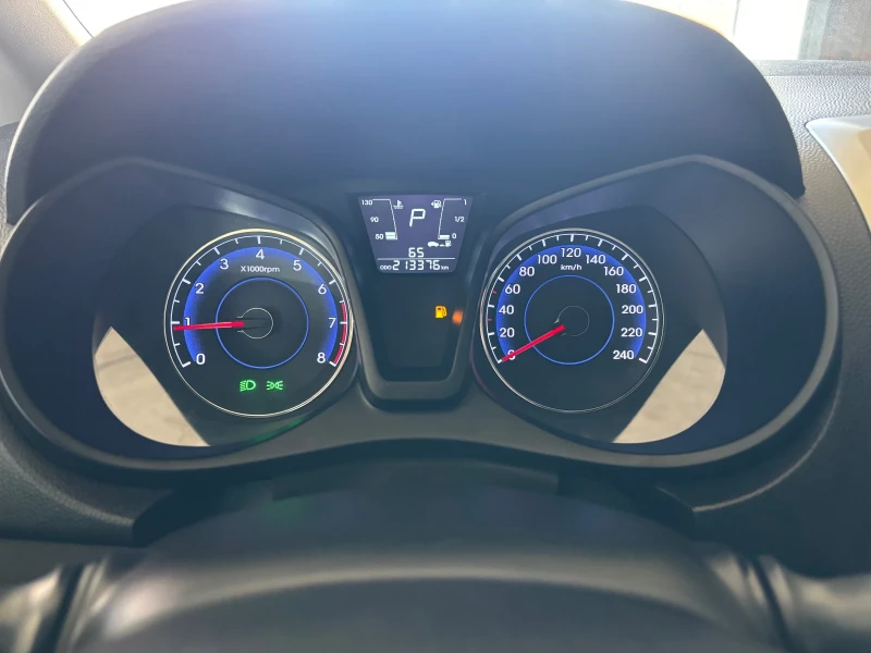 Hyundai Ix20 1.6i AVTOMAT SWISS, снимка 12 - Автомобили и джипове - 51068345