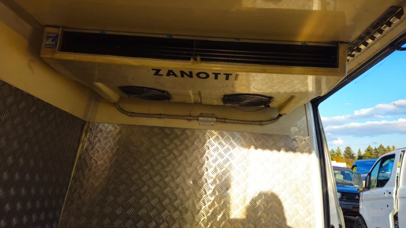 Peugeot Expert 2.0hdi/на части , снимка 8 - Автомобили и джипове - 52171593