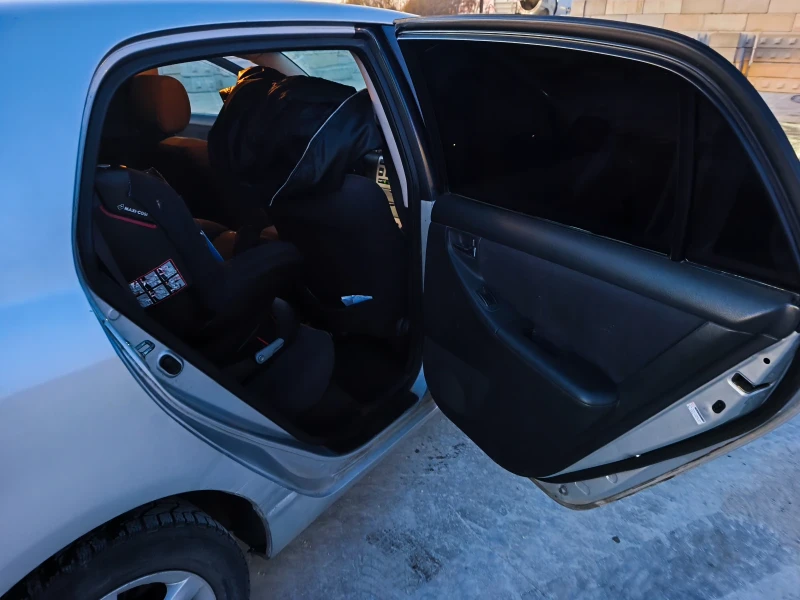 Toyota Corolla E12 d4d 2.0 90hp, снимка 7 - Автомобили и джипове - 52285877