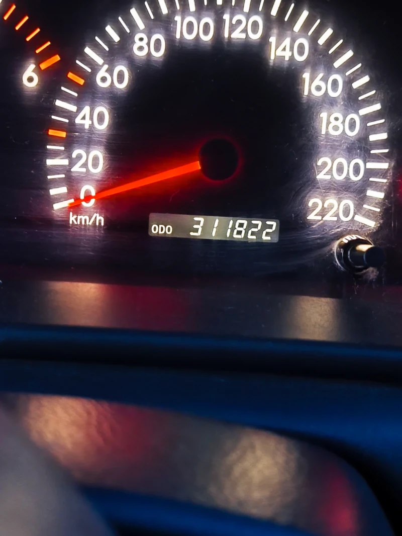 Toyota Corolla E12 d4d 2.0 90hp, снимка 13 - Автомобили и джипове - 52285877