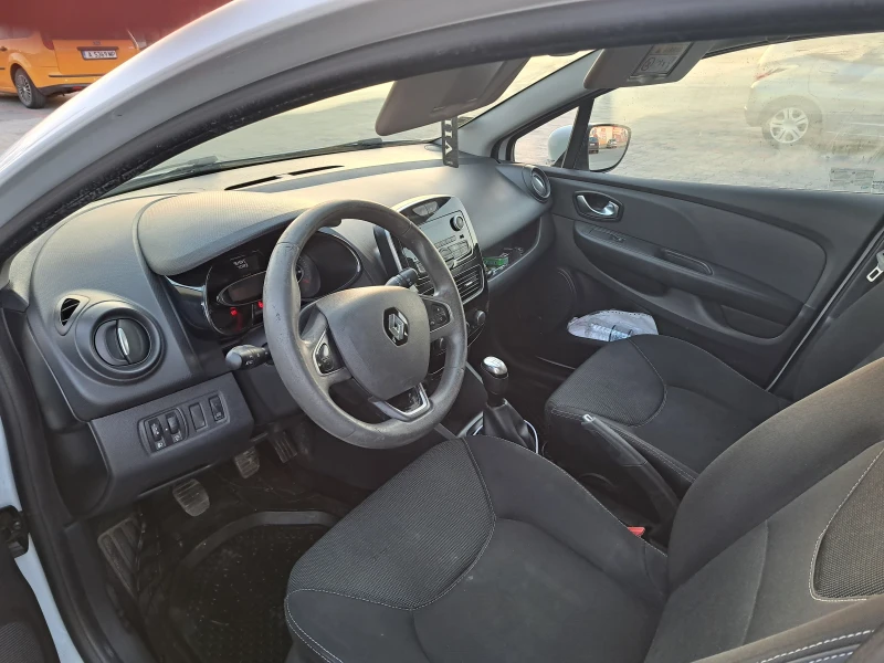 Renault Clio IV 1, 5dci, снимка 5 - Автомобили и джипове - 52535903