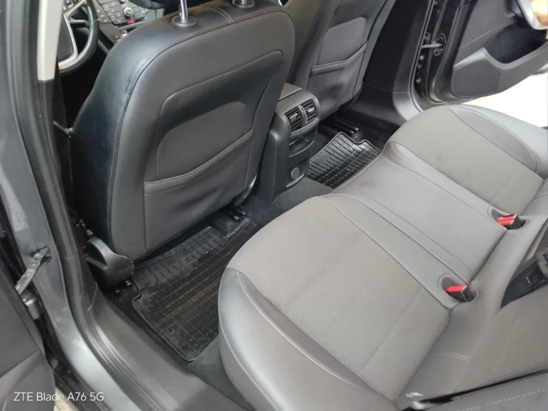 Opel Insignia 1.8 COSMO, снимка 7 - Автомобили и джипове - 53059040