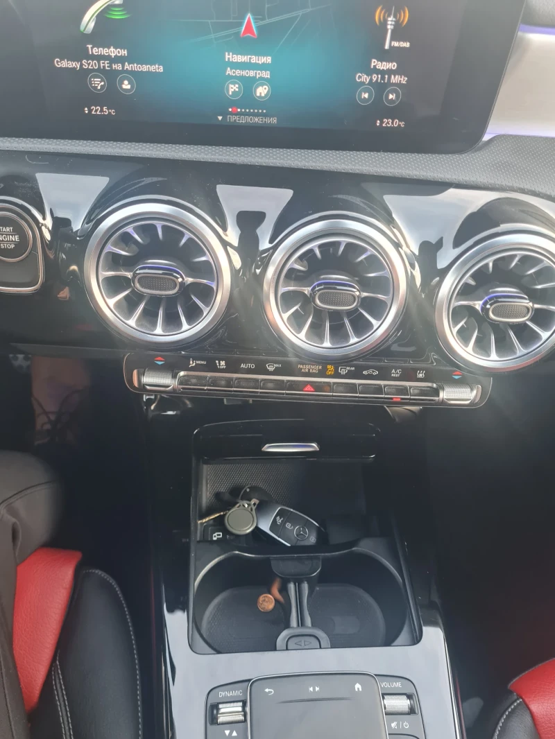 Mercedes-Benz CLA 250 AMG, снимка 7 - Автомобили и джипове - 53599072