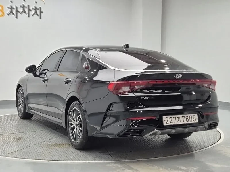 Kia K5 2.0 PRESTIGE, снимка 2 - Автомобили и джипове - 55089010