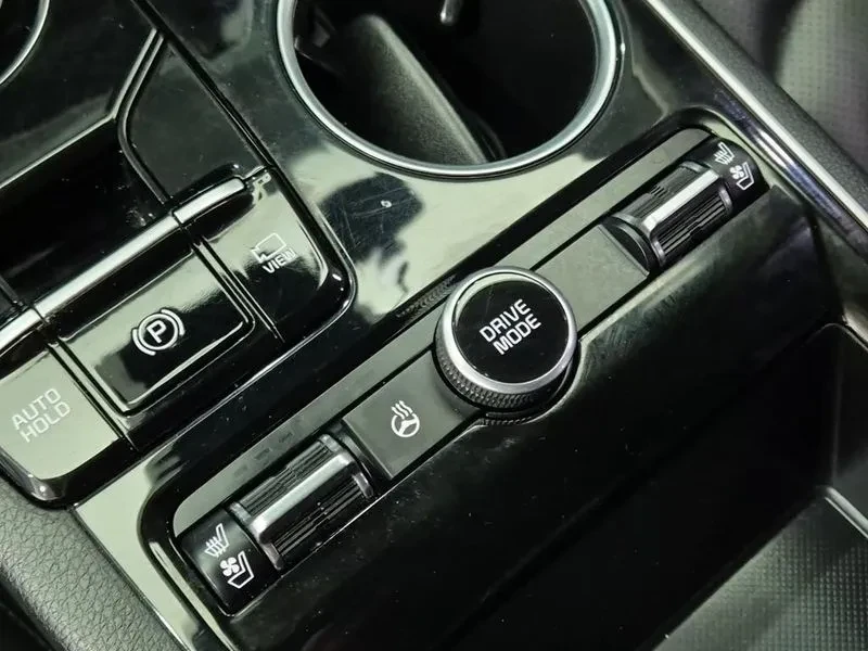 Kia K5 2.0 PRESTIGE, снимка 13 - Автомобили и джипове - 55089010