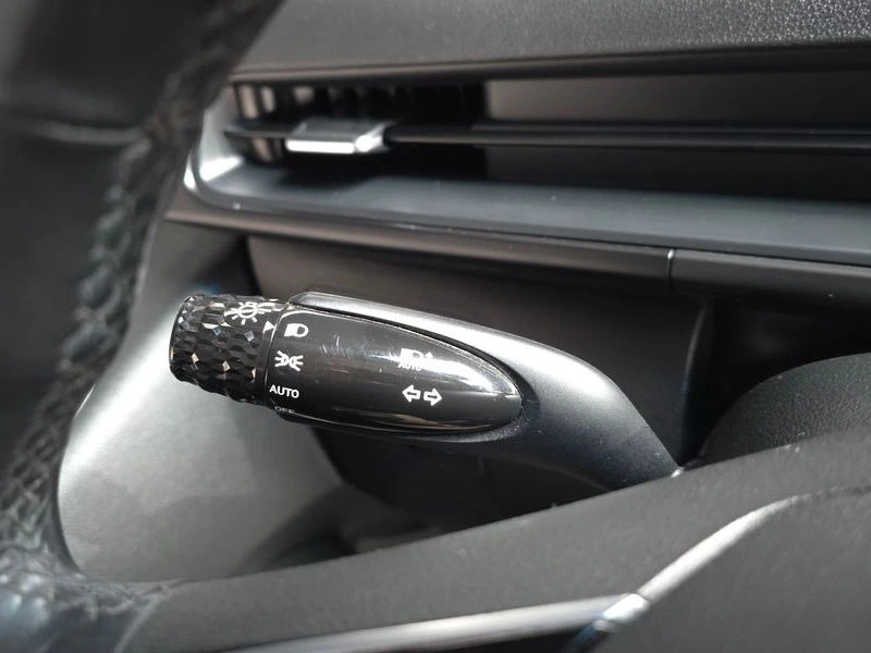 Hyundai Staria 2.2 Automatic, снимка 14 - Автомобили и джипове - 55893392