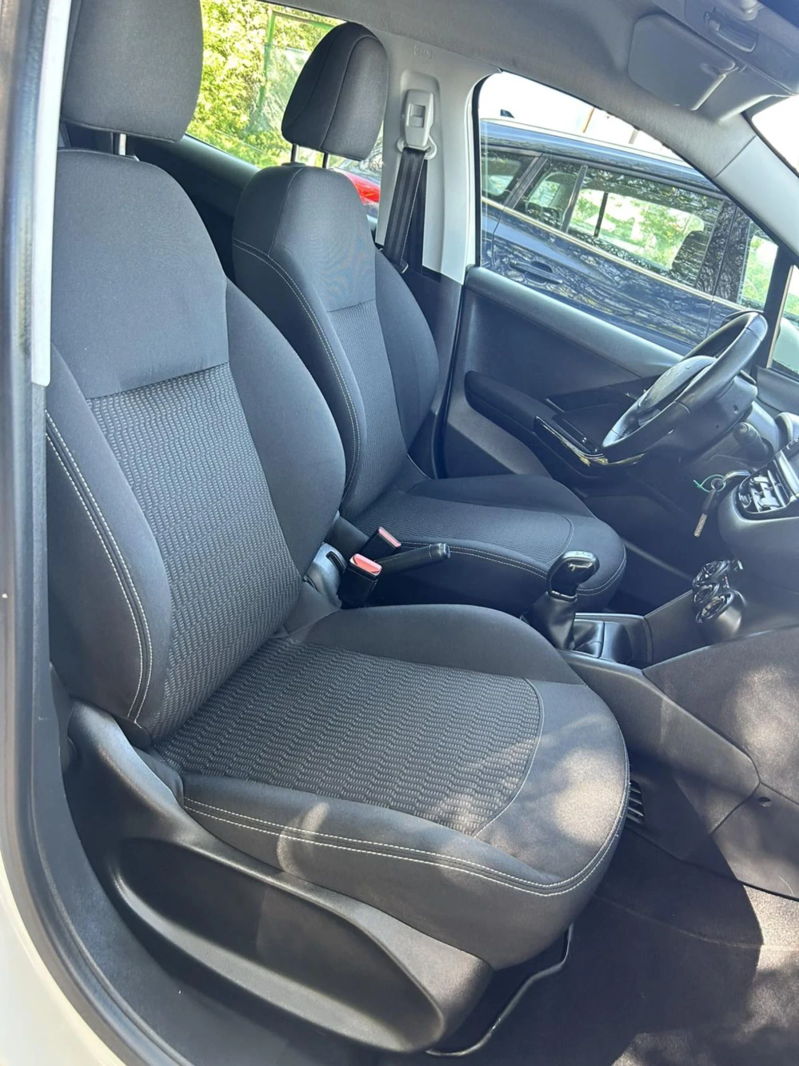 Peugeot 208 1.5 HDI 100 * FACELIFT * NAVI APP * EURO 6 *  | Mobile.bg   15