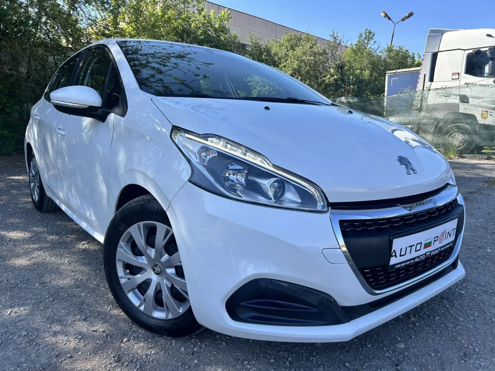 Peugeot 208 1.5 HDI 100 * FACELIFT * NAVI APP * EURO 6 *  - изображение 3