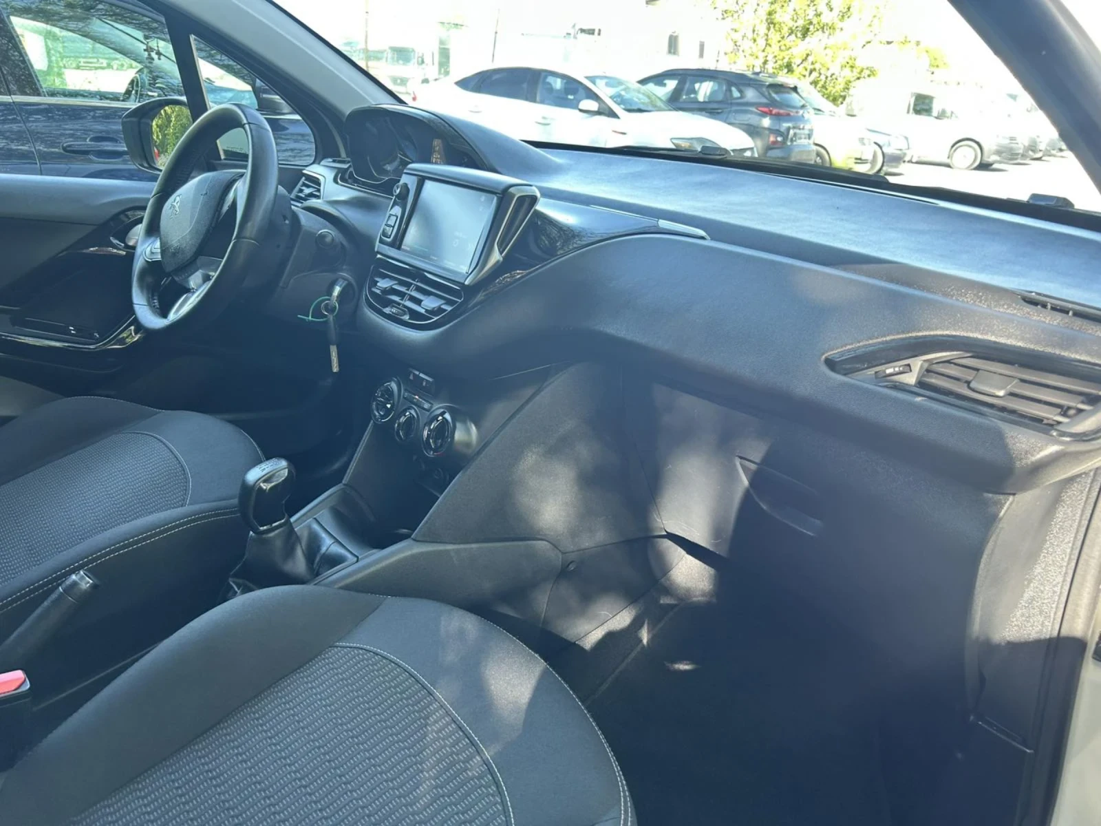 Peugeot 208 1.5 HDI 100 * FACELIFT * NAVI APP * EURO 6 *  | Mobile.bg   16