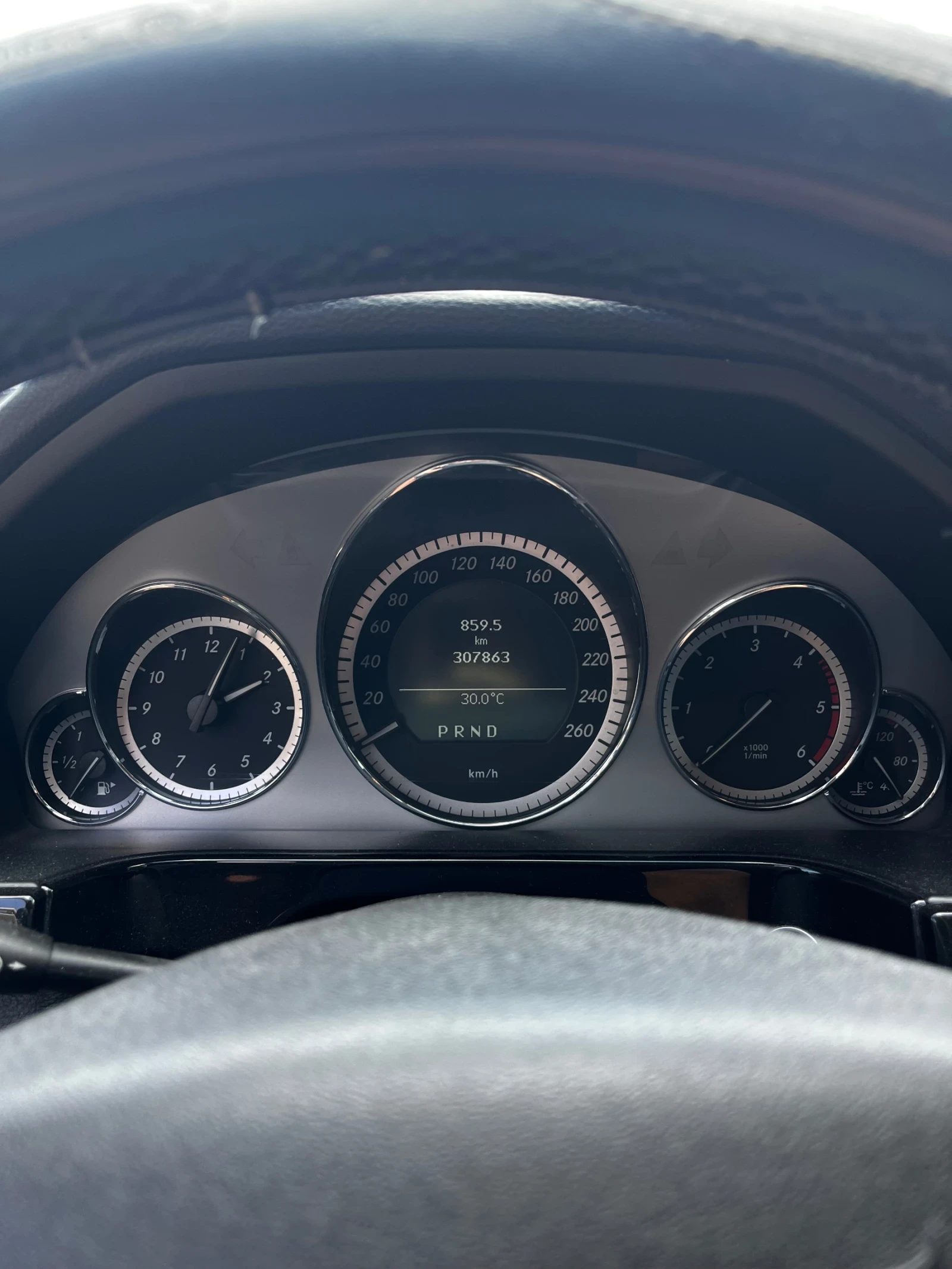 Mercedes-Benz E 250  - изображение 6