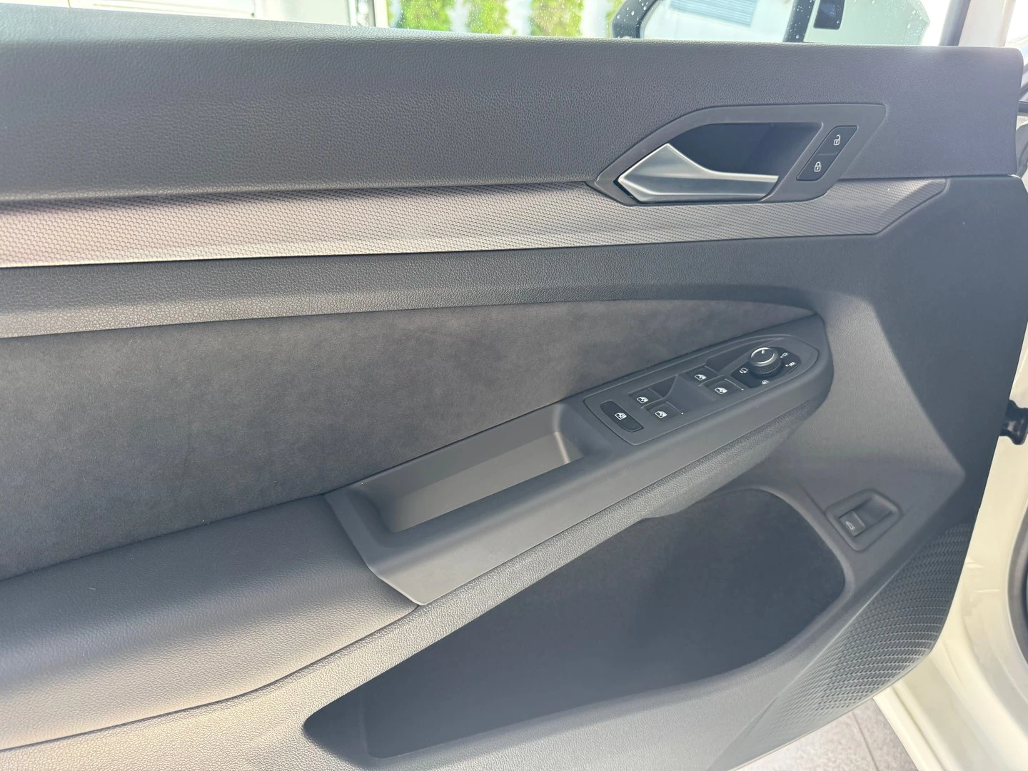 VW Golf Variant 8 Style 1.5 eTSI OPF DSG | Mobile.bg � ����������� 6