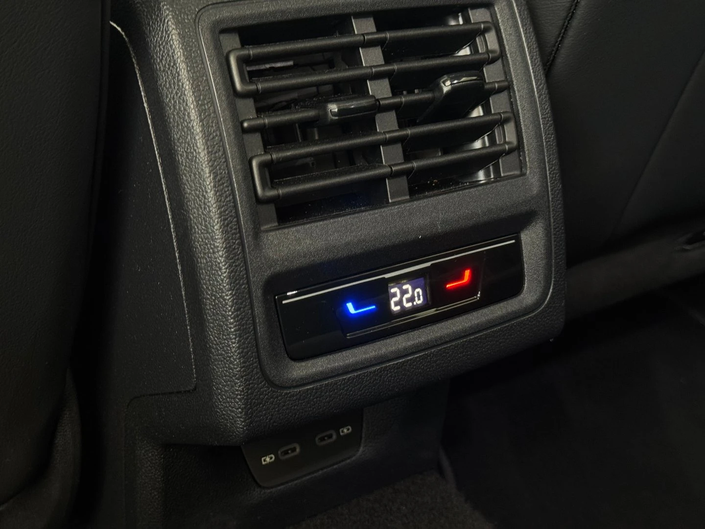 VW Golf Variant 8 Style 1.5 eTSI OPF DSG | Mobile.bg � ����������� 11