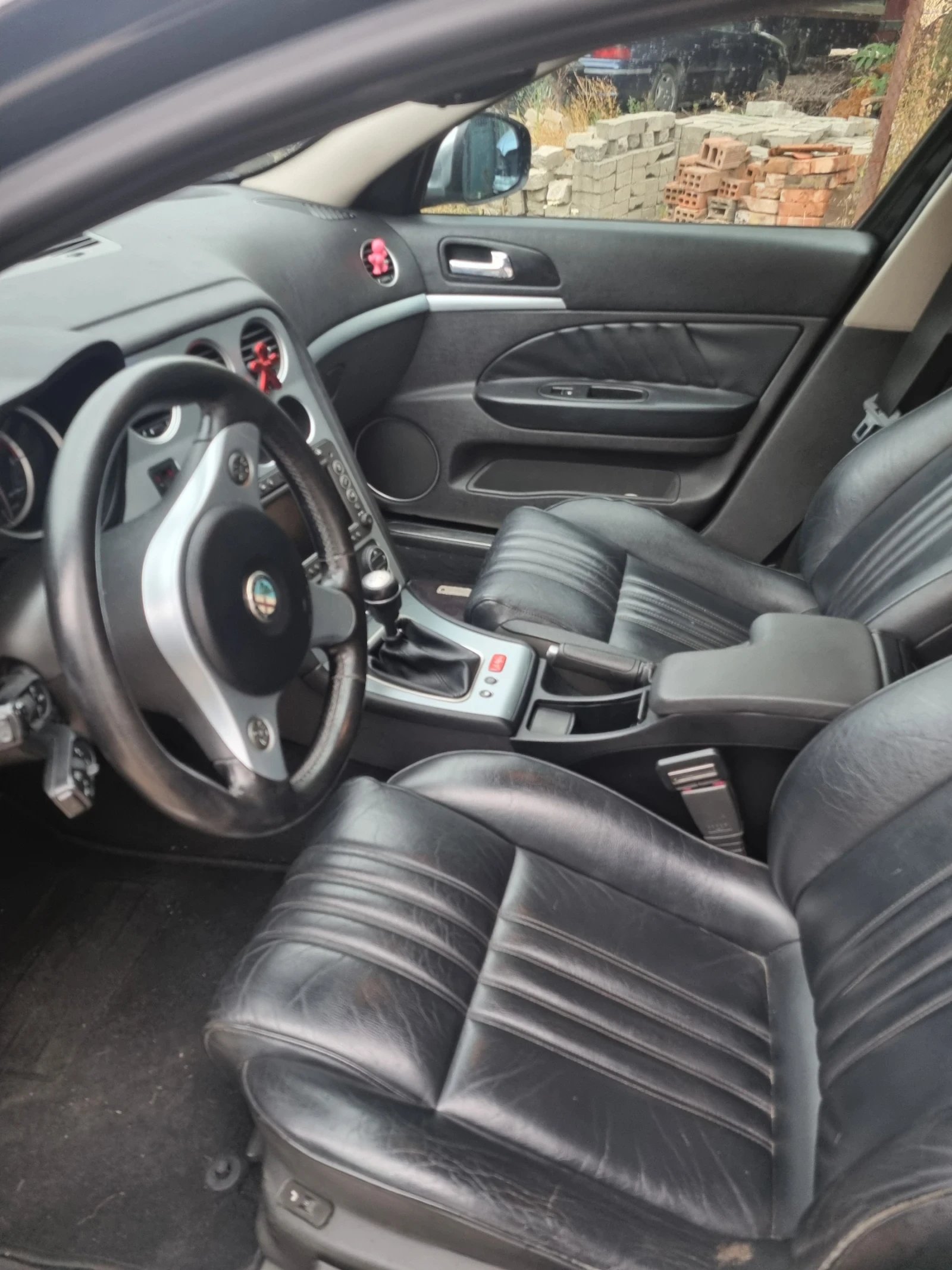 Alfa Romeo 159  - изображение 5