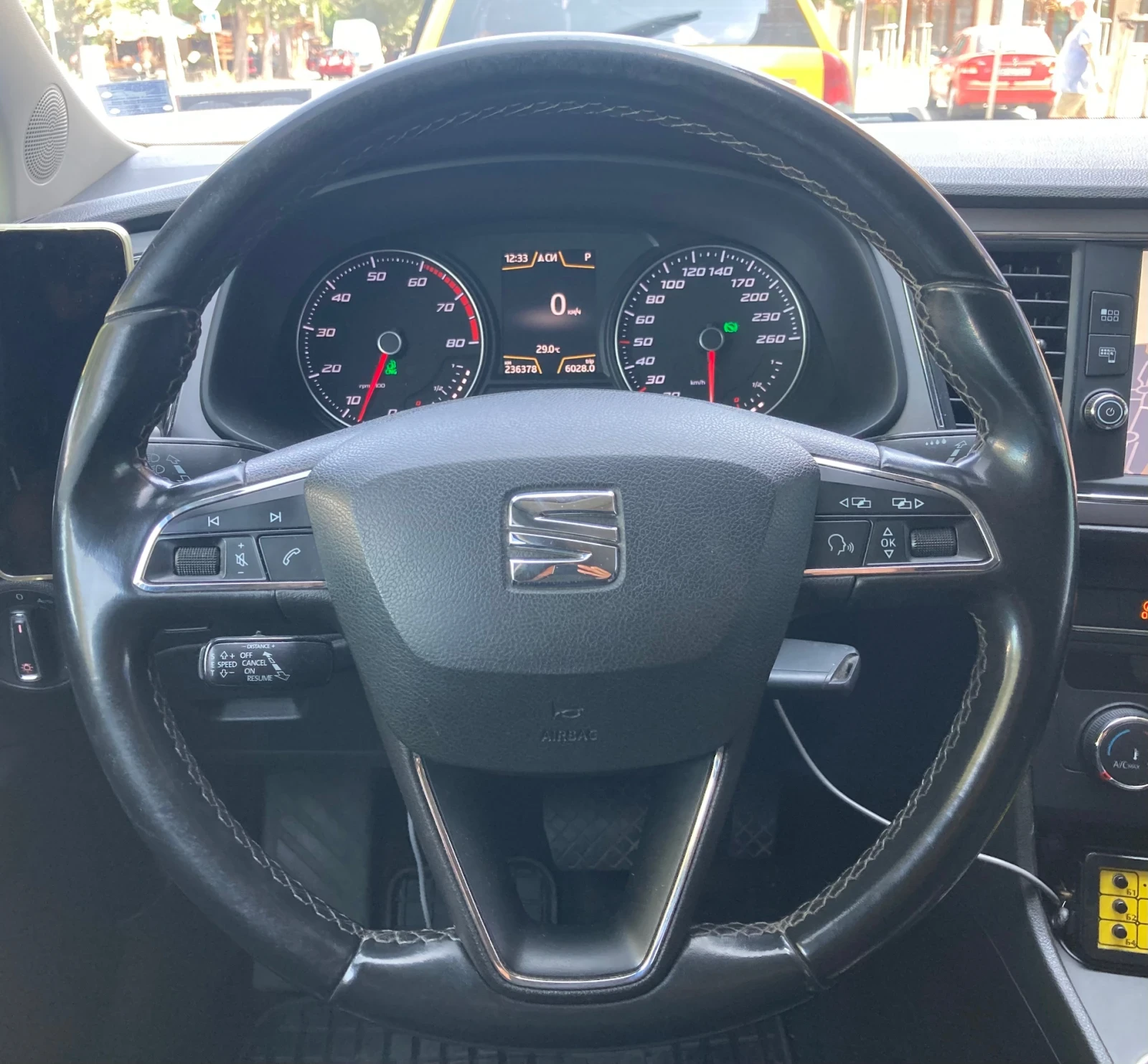Seat Leon 1.4-TGI* FULL LED* CNG - изображение 10