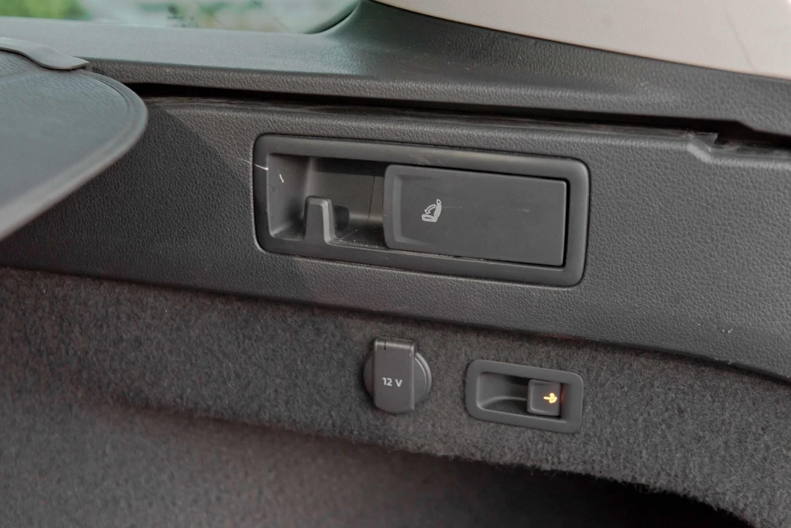 VW Passat 2.0 TDI FULL LED | Mobile.bg   12