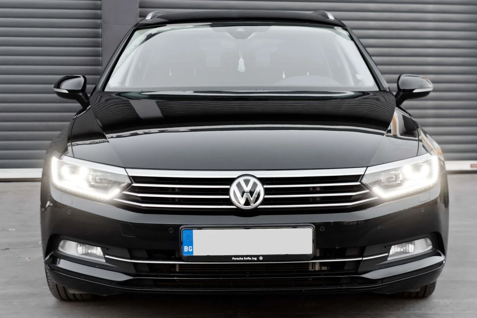 VW Passat 2.0 TDI FULL LED | Mobile.bg   1