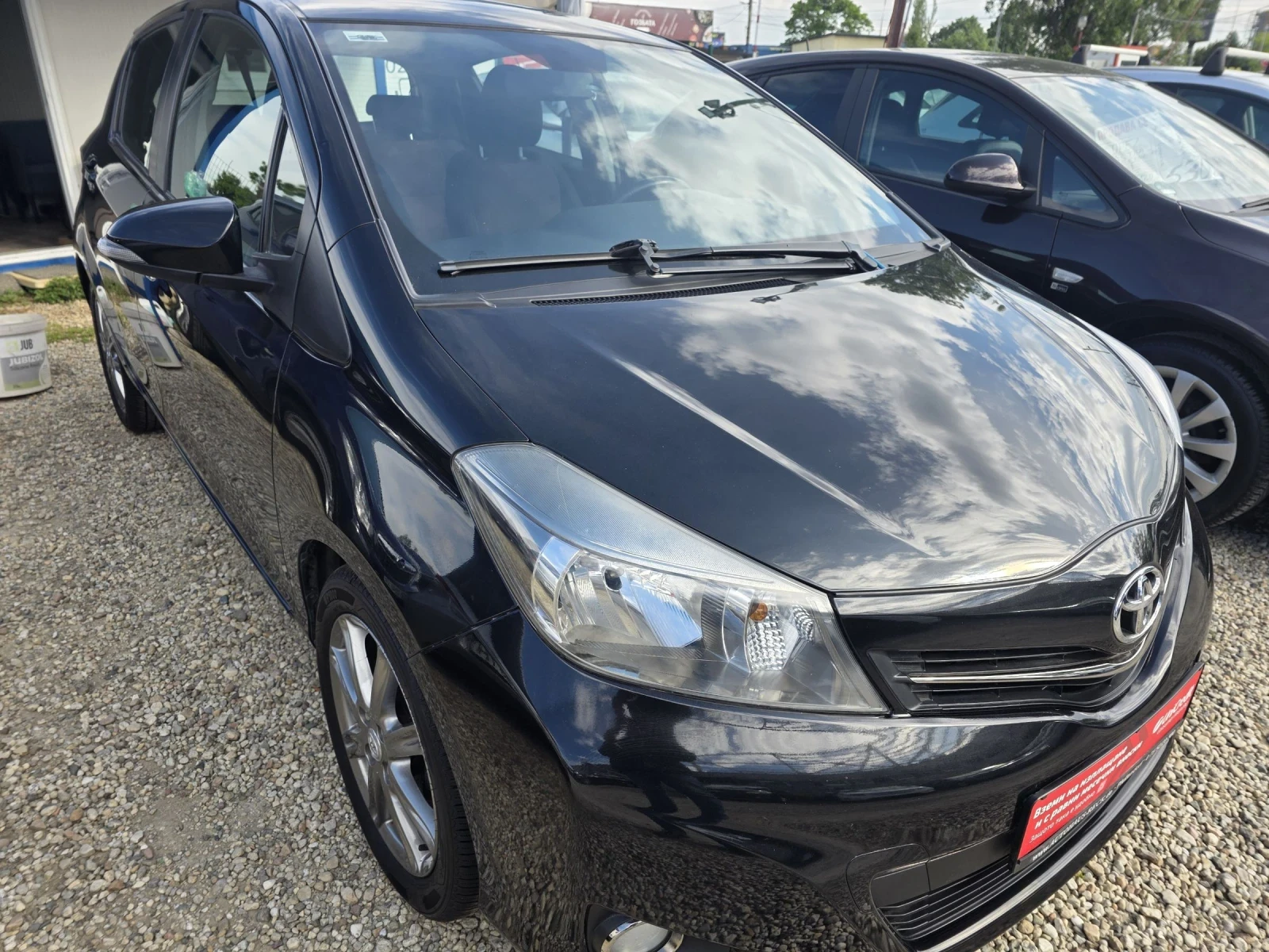 Toyota Yaris 1.3VVT I  SOL , с камера