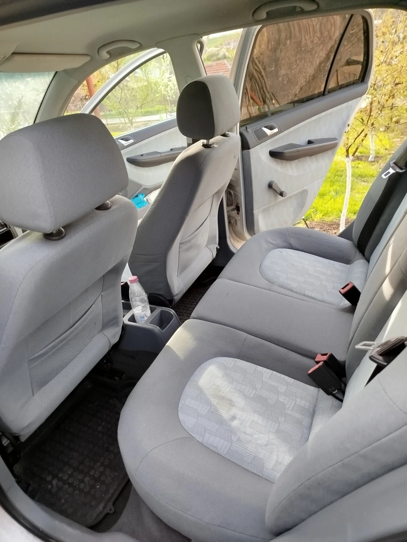 Skoda Fabia, снимка 8 - Автомобили и джипове - 54184266