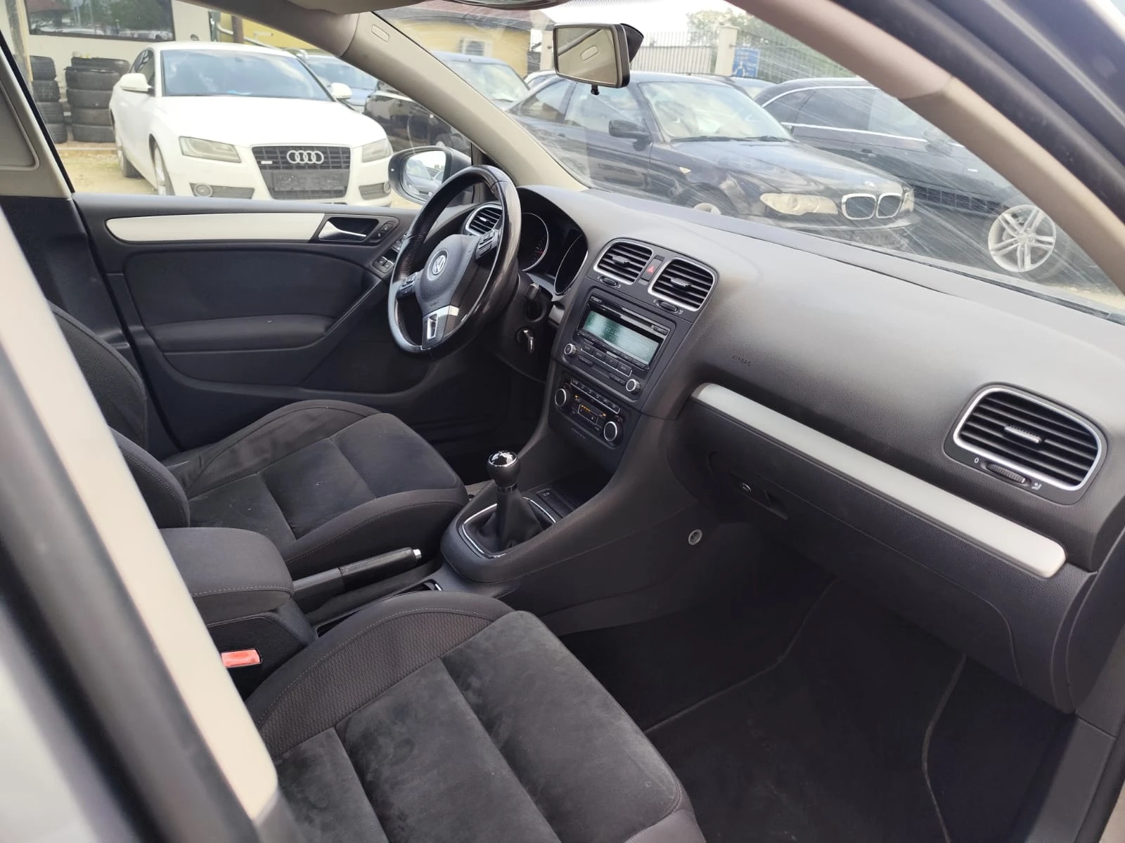 VW Golf 1.6 ����� 105 ���� ������ | Mobile.bg � ����������� 12