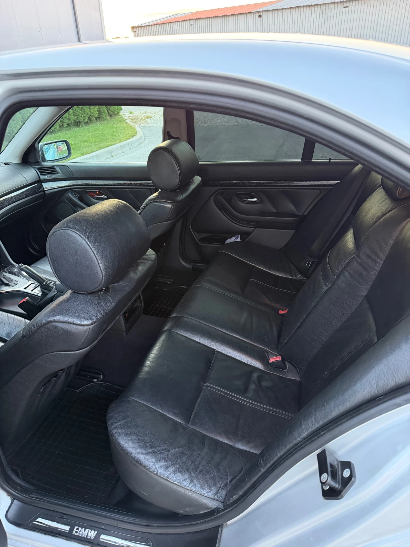 BMW 530, снимка 12 - Автомобили и джипове - 54924226
