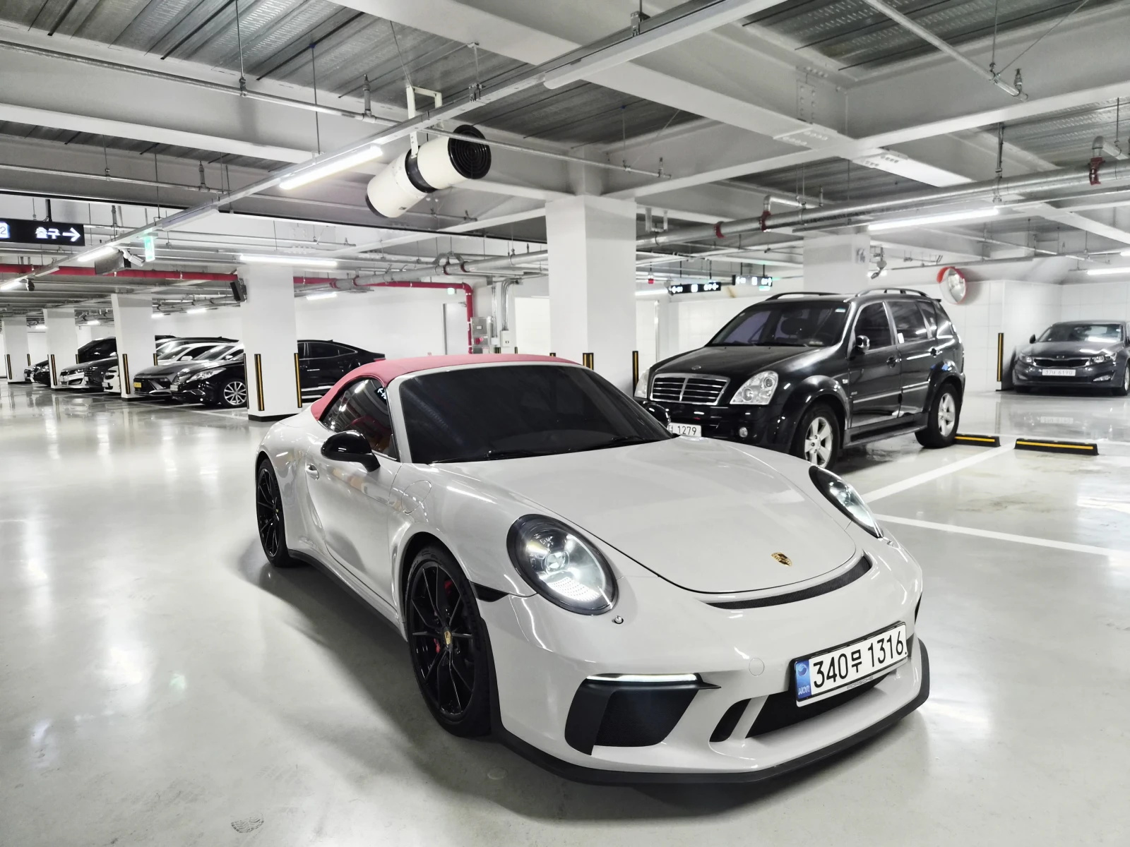 Porsche 911 CARRERA 4| ЦЕНА ДО БГ, снимка 1 - Автомобили и джипове - 55282618