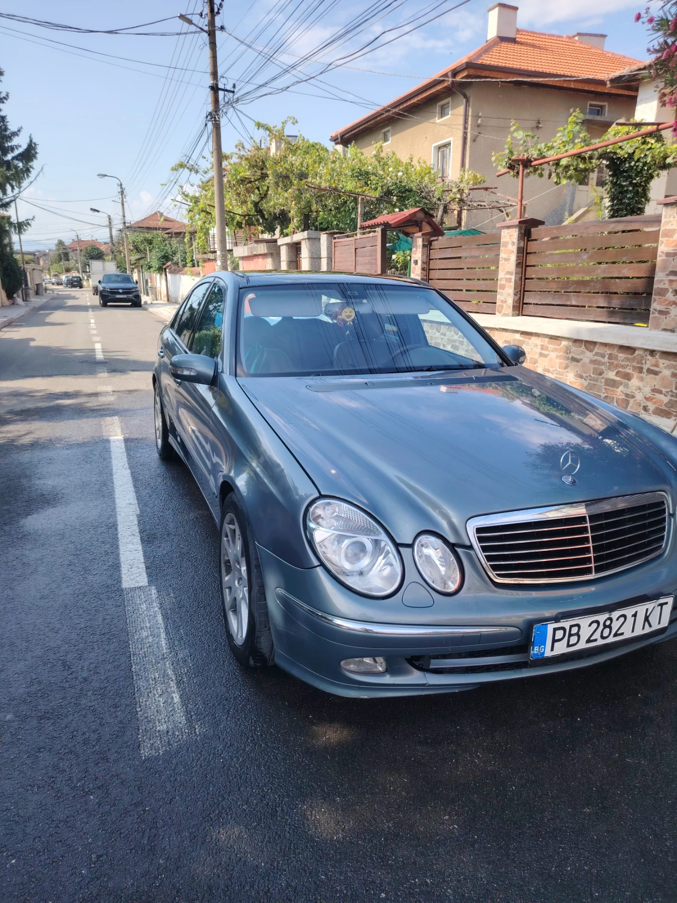 Mercedes-Benz E 270