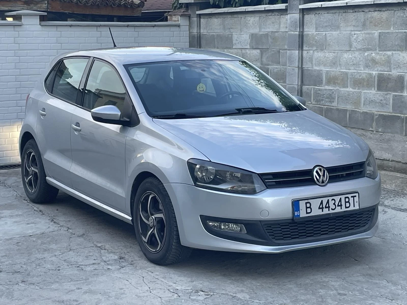 VW Polo