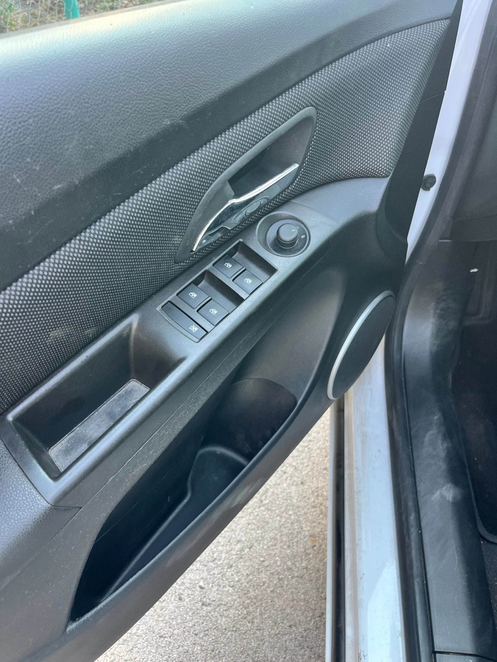 Chevrolet Cruze Нов внос, снимка 7 - Автомобили и джипове - 55356719