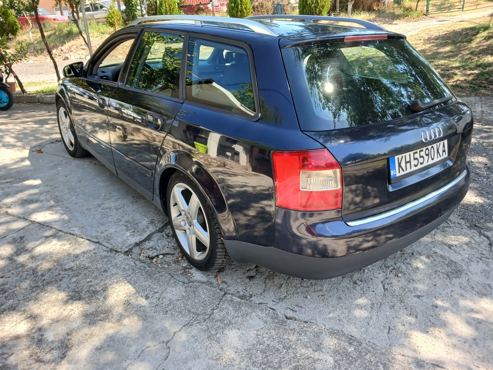 Audi A4 1.9 TDI, снимка 3 - Автомобили и джипове - 55837502