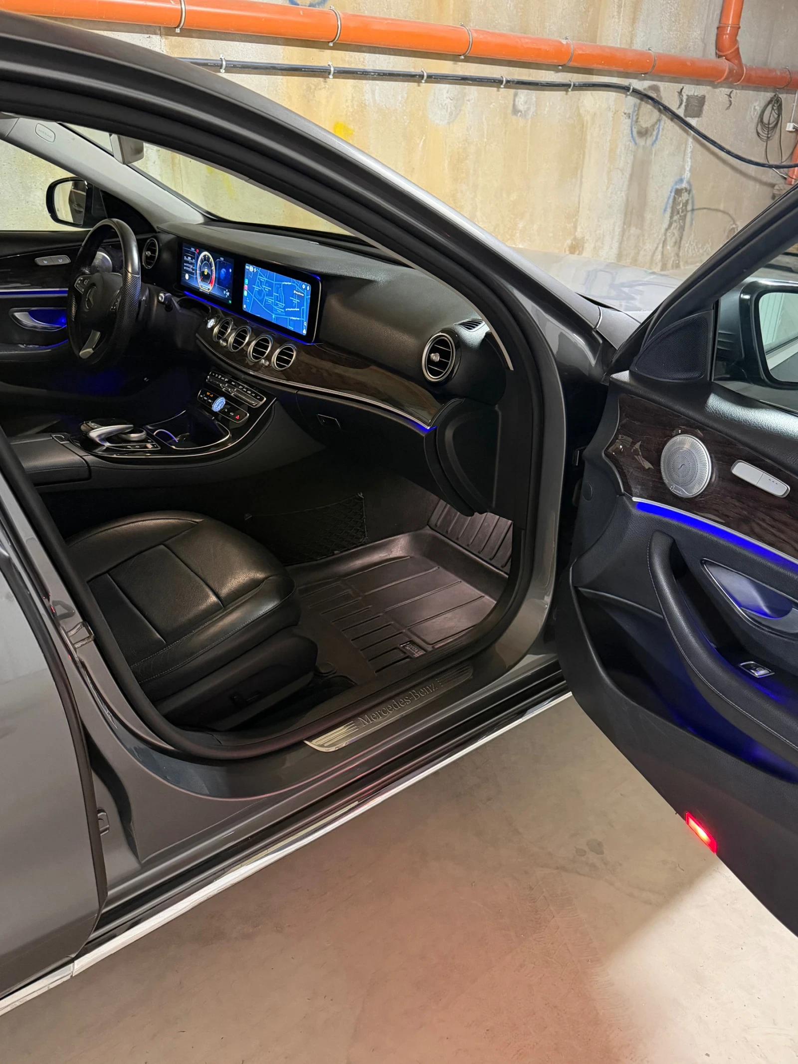 Mercedes-Benz E 220 AMG line, снимка 15 - Автомобили и джипове - 55878079