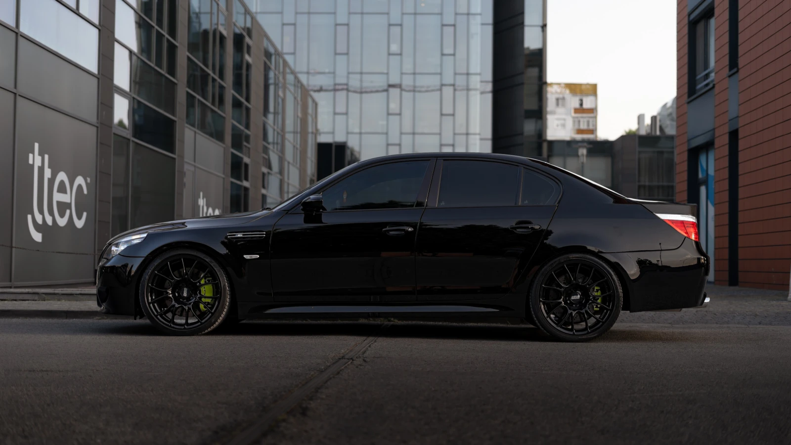 BMW M5, снимка 3 - Автомобили и джипове - 56367599