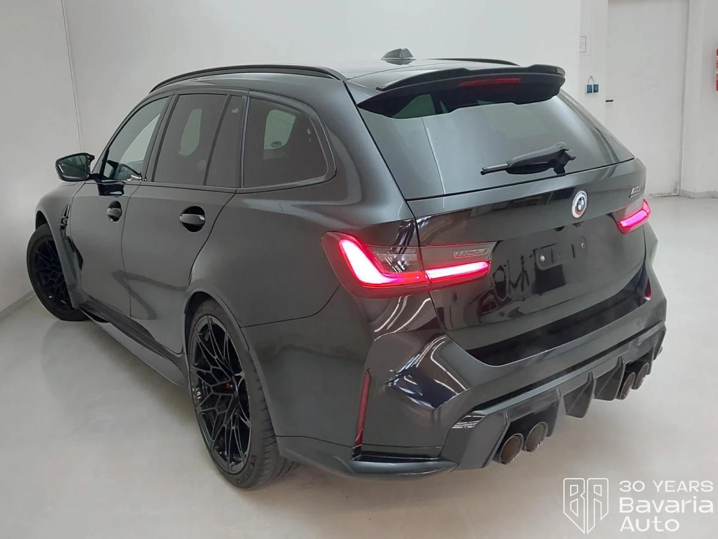 BMW M3 Competition xDrive Touring Sportautomatic, снимка 2 - Автомобили и джипове - 56596994