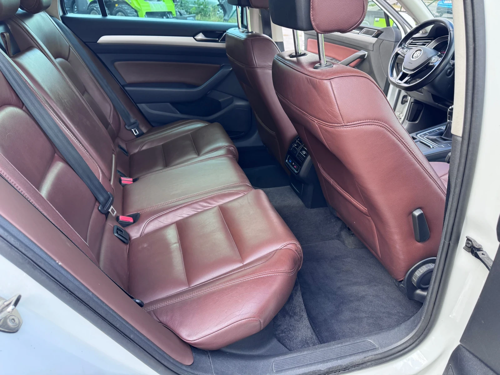 VW Passat Avant, снимка 11 - Автомобили и джипове - 56643008