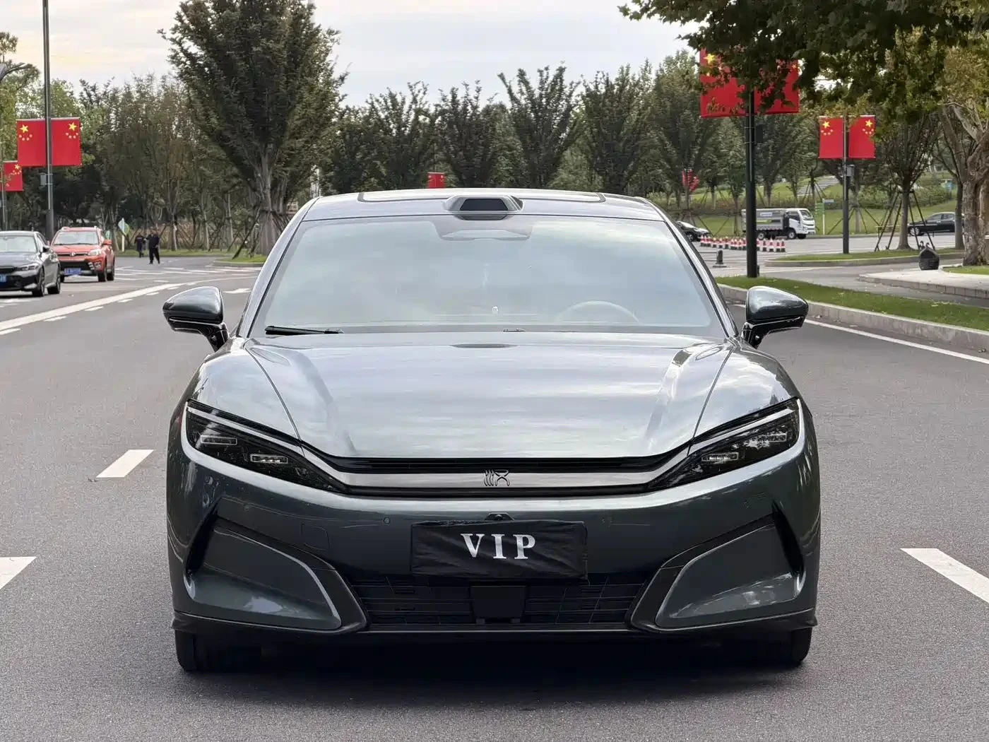BYD HAN, снимка 6 - Автомобили и джипове - 56705995