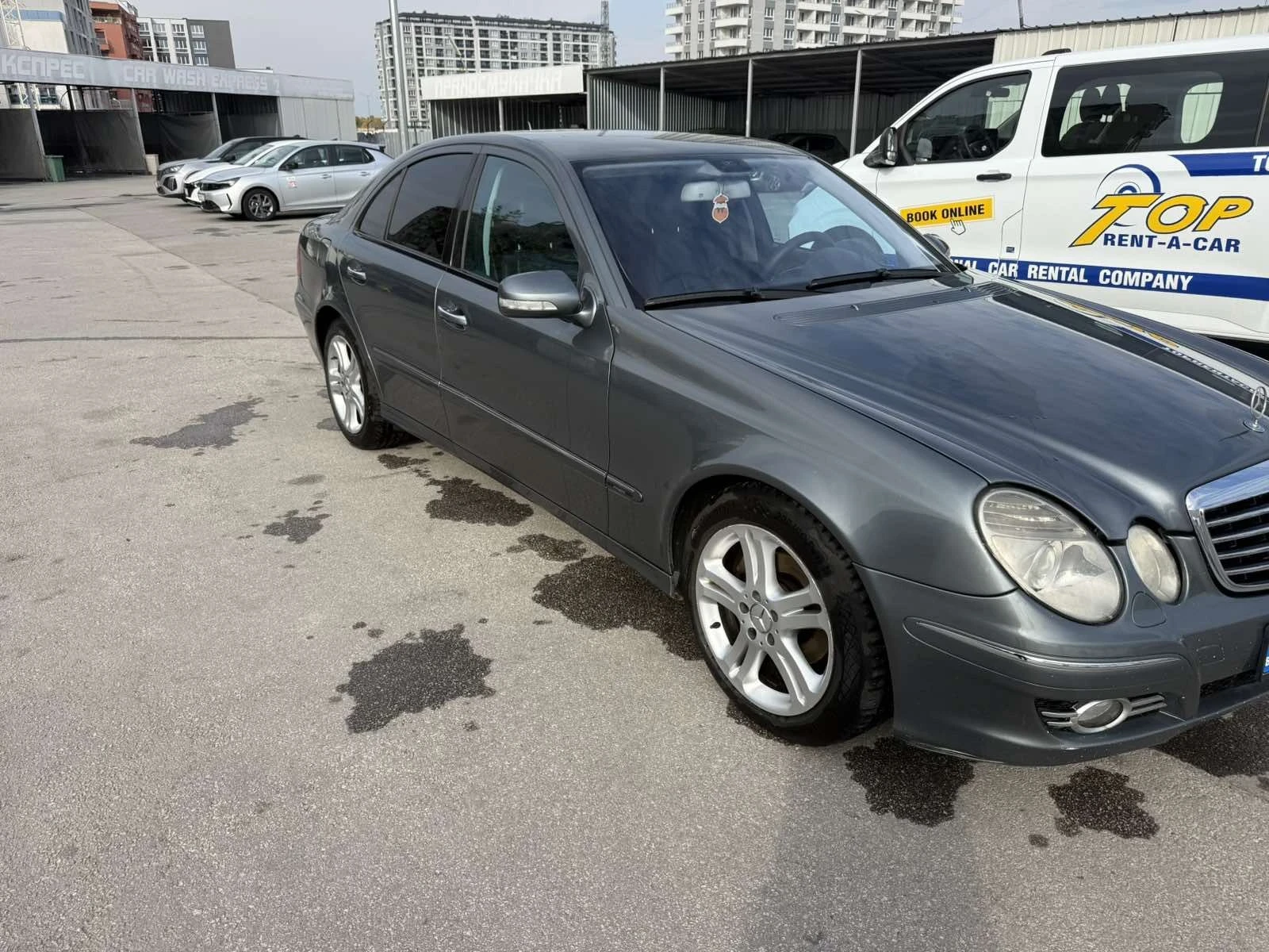 Mercedes-Benz E 280, снимка 2 - Автомобили и джипове - 56730076
