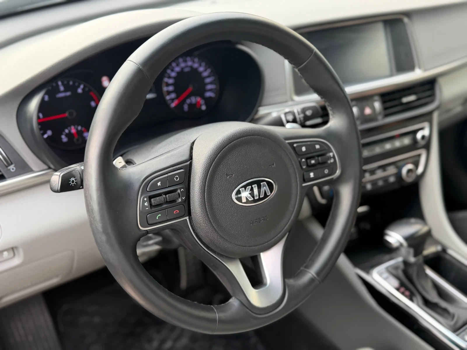 Kia Optima Нов внос от Белгия, снимка 12 - Автомобили и джипове - 56740660